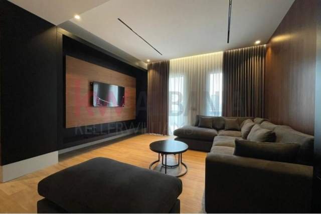 Tirane, jepet me qera apartament 3+1 Kati 5, 136 m² 1.000 Euro (21 Dhjetori)