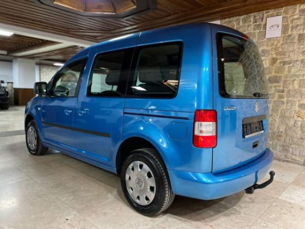 shes Volkswagen VW CADDY - 1.9 NAFTE - 5 PORTA - 2007