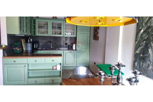 Tirane, jepet me qera apartament 2+1+BLK Kati 3, 130 m² 900 Euro (KODRA DIELLIT)