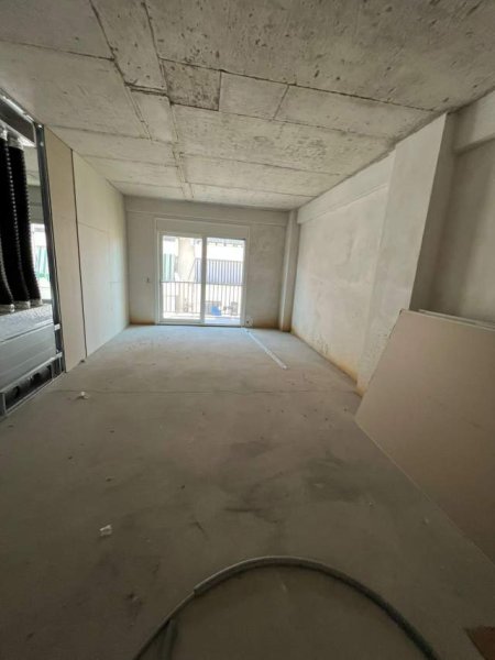 Tirane, shitet apartament 3+1 Kati 5, 150 m² 315.000 Euro (Rruga e Kosovareve)