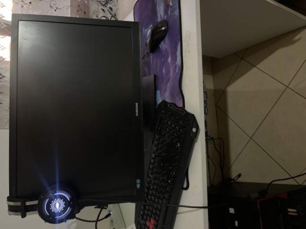 Tirane, shes PC+Monitor Samsung