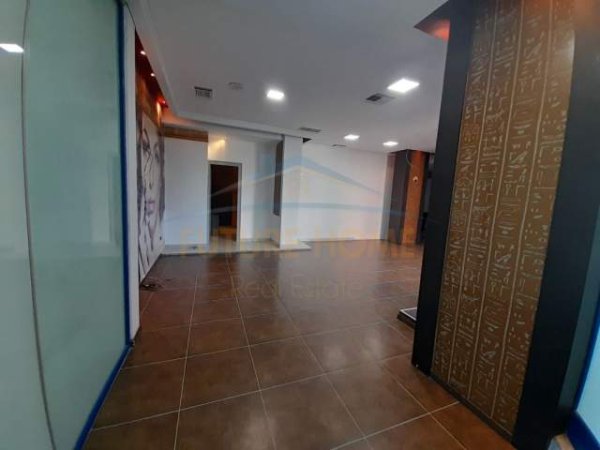 Durres, shitet ambjent biznesi Kati 2, 132 m² 210.000 Euro (Bashkia)