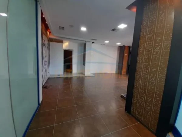 Durres, shitet ambjent biznesi Kati 2, 132 m² 210.000 Euro (Bashkia)