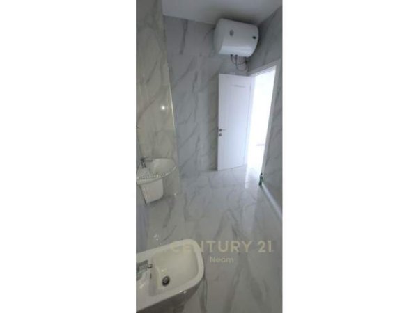 Shitet apartament 2+1+2 Mozaiku i Tiranes! Kati 4, 119 m² 205.000 Euro