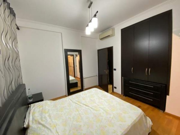 Tirane, jepet me qera apartament 2+1+BLK Kati 3, 110 m² 550 Euro (Ministria e Jashtme)