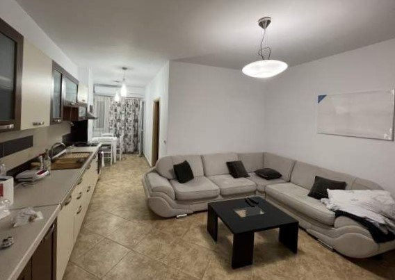 Tirane, jepet me qera apartament 1+1 Kati 3, 65 m² 350 Euro (rrapo hekali)