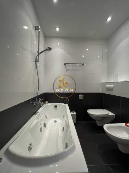 Tirane, jepet me qera apartament 3+1+BLK Kati 1, 265 m² 1.500 Euro (Rezidence ne TEG)