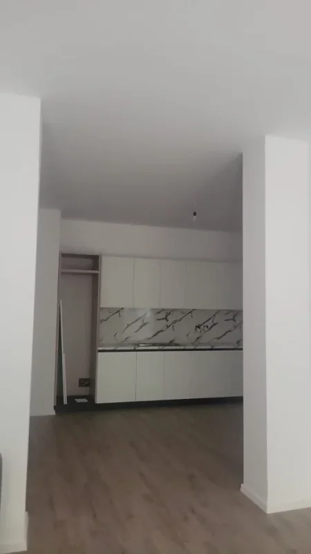 Durres, shitet apartament 1+1 Kati 0, 54 m² 95.000 € (Shkembi Kavajes)