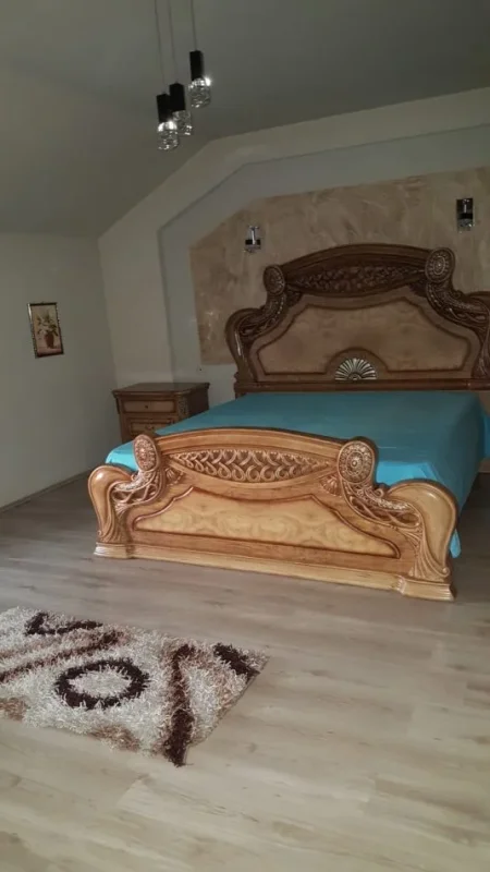 Tirane, jepet me qera apartament 2+1+Ballkon Kati 4, 200 m² 400 € (qyteti studenti)