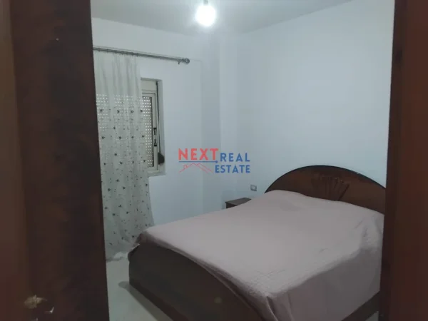 Vlore, jepet me qera apartament 3+1+Ballkon Kati 6, 132 m² 400 € (Tek hotel “Salvatore”, Centrale)