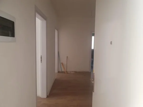 Tirane, shes apartament 2+1+Aneks+Ballkon Kati 3, 80 m² 134.000 € (Brryli)