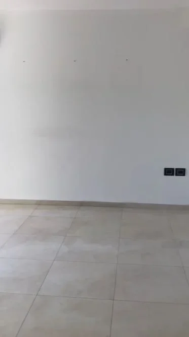 Tirane, jepet me qera ambjent biznesi Kati 2, 70 m² 600 € (Qender)