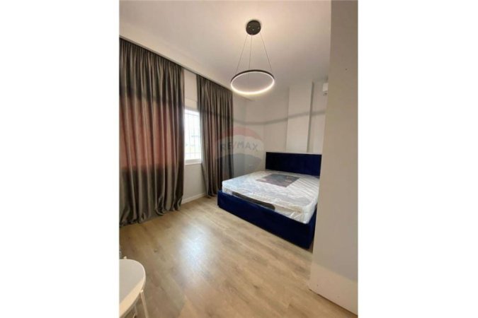 Tirane, jepet me qera apartament 2+1 Kati 1, 600 € (Rruga Artan Lenja)