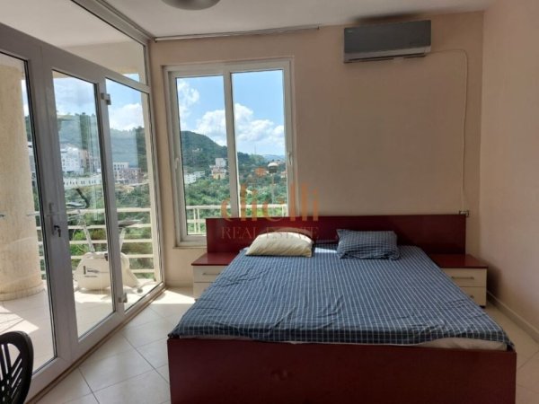 Tirane, jepet me qera apartament duplex Dublex , 1.100 € 