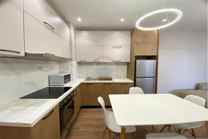 Tirane, shitet apartament 2+1 , 87 m² 180.000 € (Rruga e Kavajës - Globe)