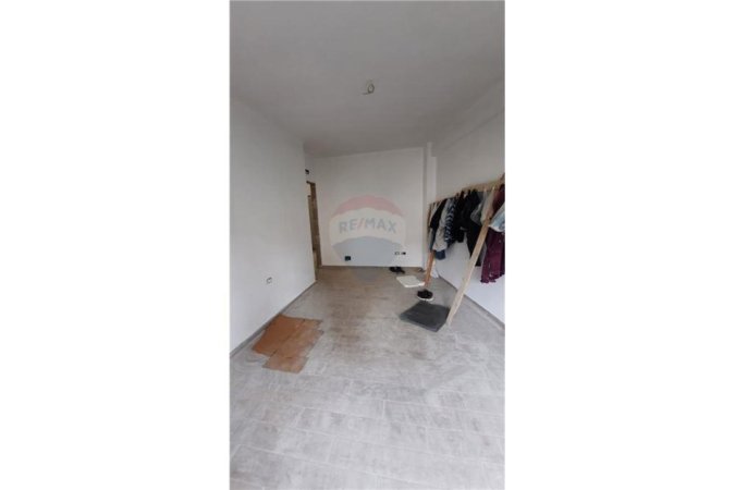 Tirane, shitet apartament 1+1 Kati 1, 75 m² 179.000 € (Mihal Grameno - Pazari i Ri - Ura e Tabakëve)