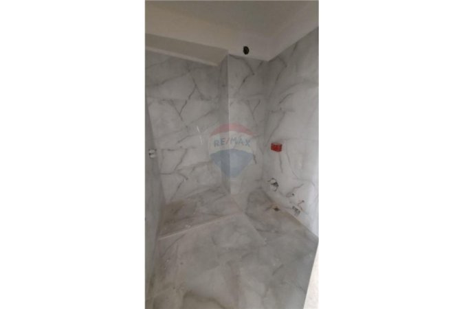 Tirane, shitet apartament 1+1 Kati 1, 75 m² 179.000 € (Mihal Grameno - Pazari i Ri - Ura e Tabakëve)