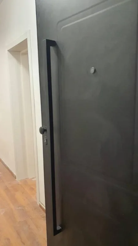 Tirane, jepet me qera apartament 2+1+Aneks+Ballkon , 71 m² 550 € (Haxhi Isuf Banka)