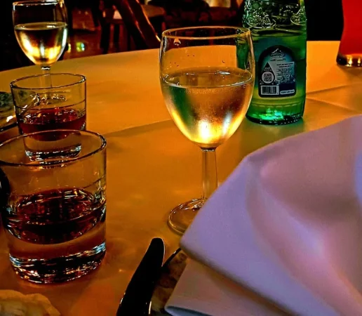 BAR-RESTORANT ne shitje  Kati 0, 143 m²   500.000 €    (Prane Taiwani