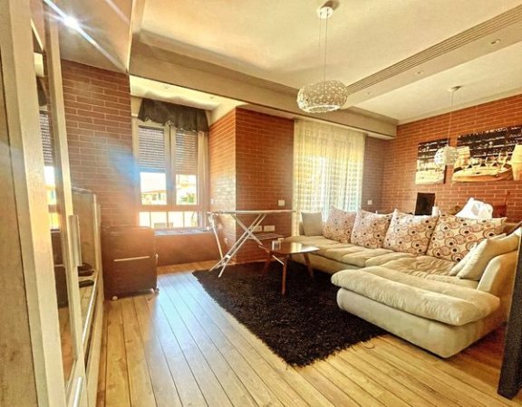 Tirane, shitet apartament 2+1 , 95 m² 292.000 € (Myslym Shyri)