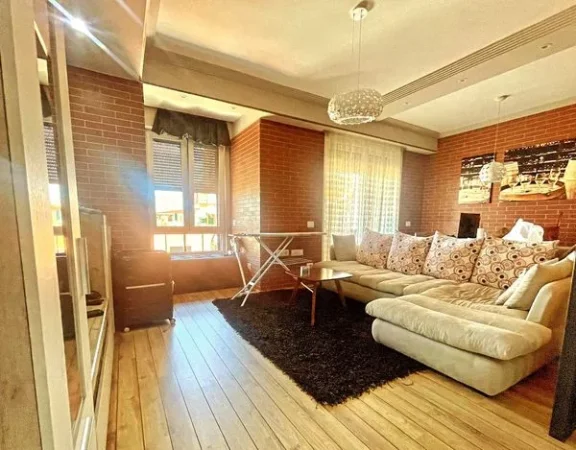 Tirane, shitet apartament 2+1 , 95 m² 292.000 € (Myslym Shyri)