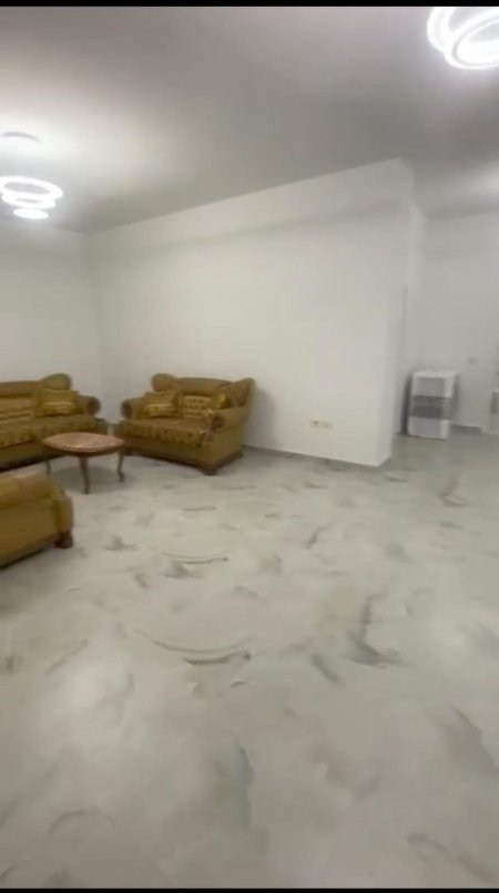 Tirane, jepet me qera Vile 3+1 Kati 2, 160 m² 500 € (kodra e priftit)