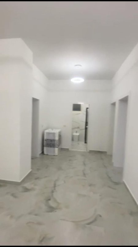 Tirane, jepet me qera Vile 3+1 Kati 2, 160 m² 500 € (kodra e priftit)