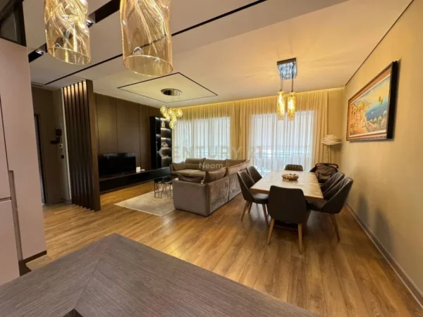 Tirane, shitet apartament 2+1 Kati 8, 138 m² 480.000 € (delijorgj)