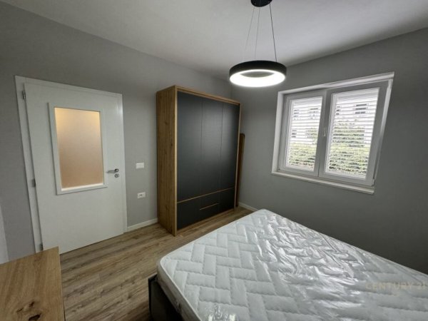 Tirane, jepet me qera apartament 2+1 Kati 2, 75 m² 750 € (bulevardi zogu i pare)