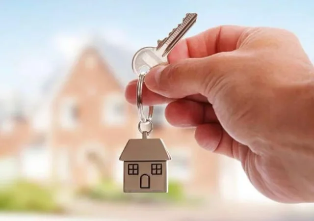 Tirane, jap me qera apartament 1+1 Kati 4, 70 m² 420 € (xhamlliku)