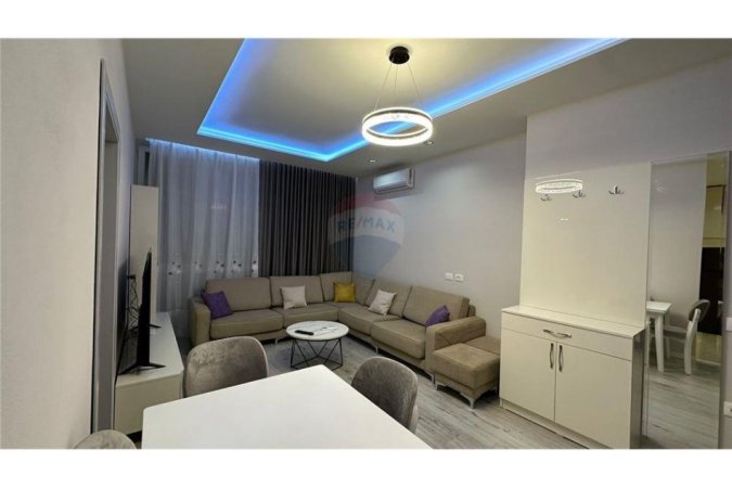 Tirane, jepet me qera apartament 1+1 Kati 2, 55 m² 500 € (Rruga e Dibres)