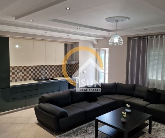 Shkoder, jepet me qera apartament 2+1+Ballkon Kati 7, 107 m² 450 € (BEXHISTENI, SHKODER)