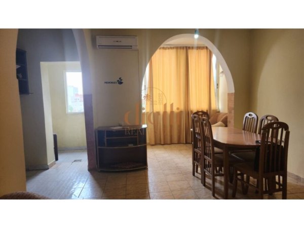 Tirane, jepet me qera apartament 2+1 Kati 5, 90 m² 480 € 