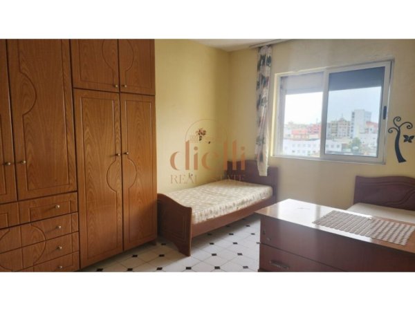 Tirane, jepet me qera apartament 2+1 Kati 5, 90 m² 480 € 