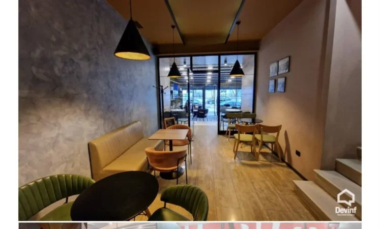 Tirane, jepet me qera dyqan Kati 0, 182 m² 2.000 € (Odhise Paskali)