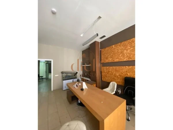 Tirane, shitet ambjent biznesi Kati 1, 60 m² 140.000 € 