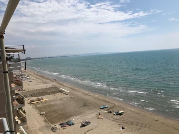 Durres, dhome ne plazh Golem