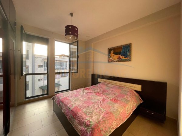 Tirane, shitet apartament 1+1+Ballkon Kati 8, 70 m² 80.000 € (Rruga Teleferikut)