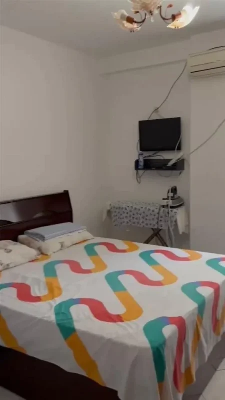 Tirane, apartament Fresk