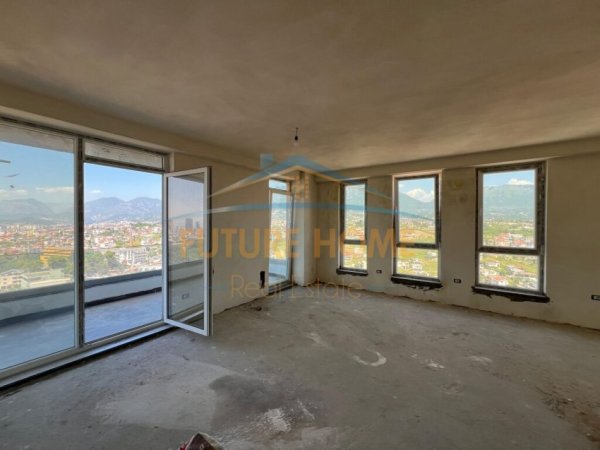 Tirane, shitet apartament 2+1 Kati 5, 137 m² 280.000 € (SAUK)