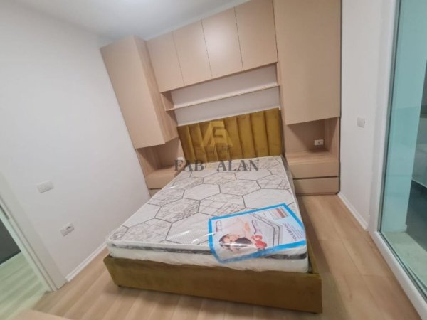 Tirane, jepet me qera apartament 1+1 Kati 6, 550 € (Ish Fusha e Aviacionit)