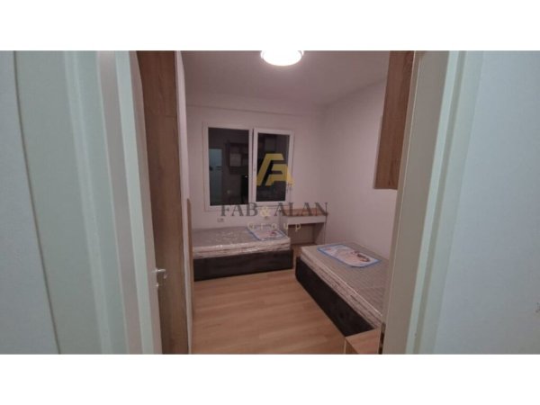 Tirane, jepet me qera apartament 2+1 Kati 9, 650 € (Ish Fusha e Aviacionit)