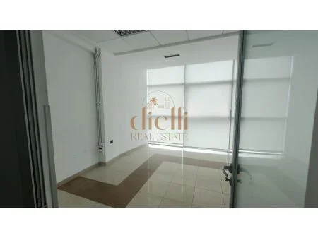 Tirane, jepet me qera ambjent biznesi Kati 5, 715 m² cmimi 12€ m2 (Unaza e Vogel, Tirane)