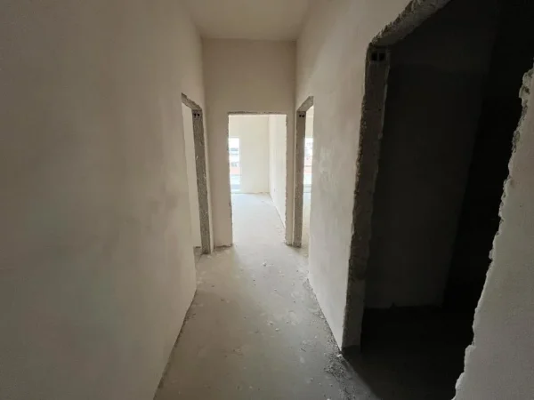 Tirane, shitet apartament 2+1 Kati 3, 117 m² 155.000 € (Rruga Dritan Hoxha)