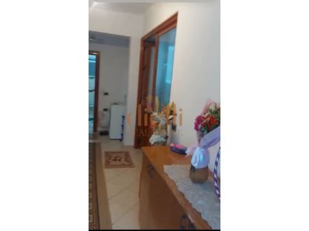 Tirane, jepet me qera apartament 2+1 Kati 1, 110 m² 400 € (Ish Stacioni Trenit)