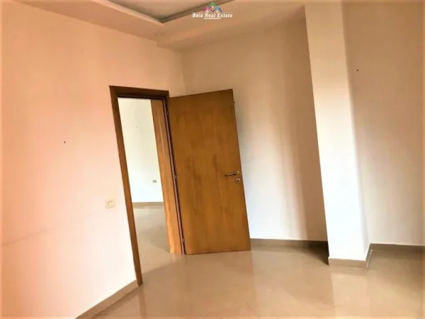 Tirane, jepet me qera zyre Kati 2, 70 m² 600 € (zogu i zi)