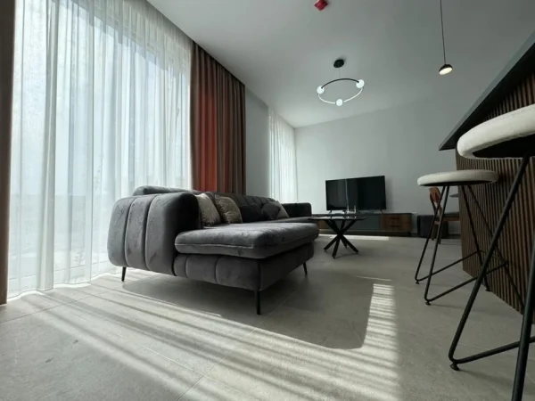 Tirane, shitet apartament 2+1 , 100 m² (Liqeni i Thate)