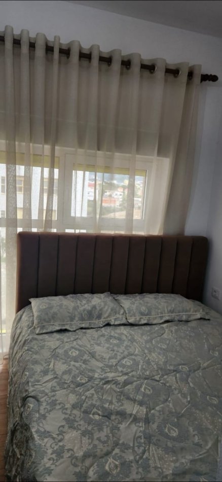 Tirane, jepet me qera garsonier 1+1 Kati 2, 33 m² 300 € (Kompleksi Mangalem)