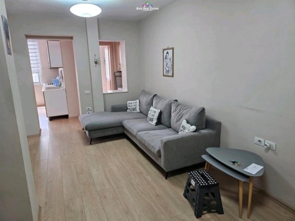 Tirane, jepet me qera apartament 1+1 Kati 2, 60 m² 500 € (stadiumi dinamo)