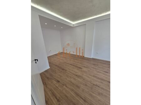 Tirane, shitet apartament 2+1 Kati 7, 96 m² 210.000 € (Rrugea E Kavajes)